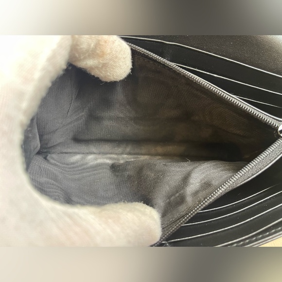 Authentic Gucci Black Marmot Wallet on Chain - Picture 8 of 13